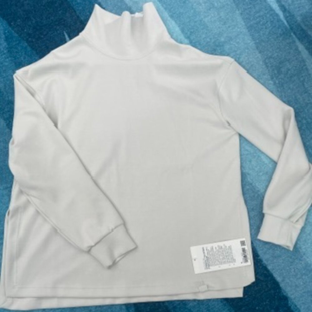 Lululemon Softstreme Funnel-Neck Long Pullover Size S